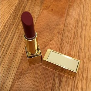 Estée Lauder Lipstick